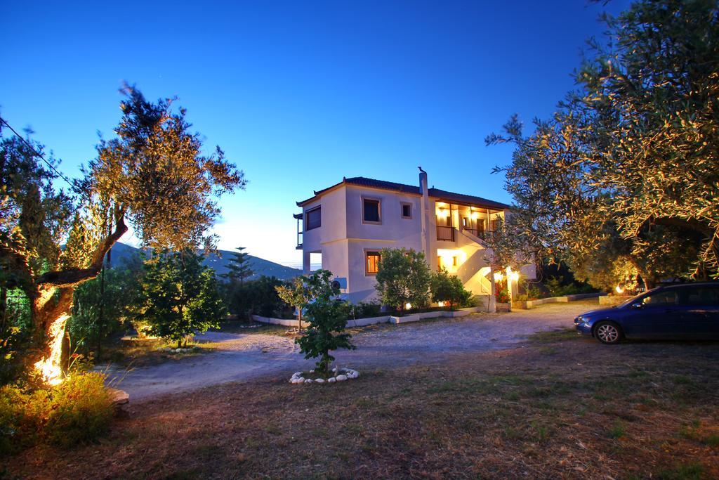 Giasemi Apartments Skopelos Town Exterior photo